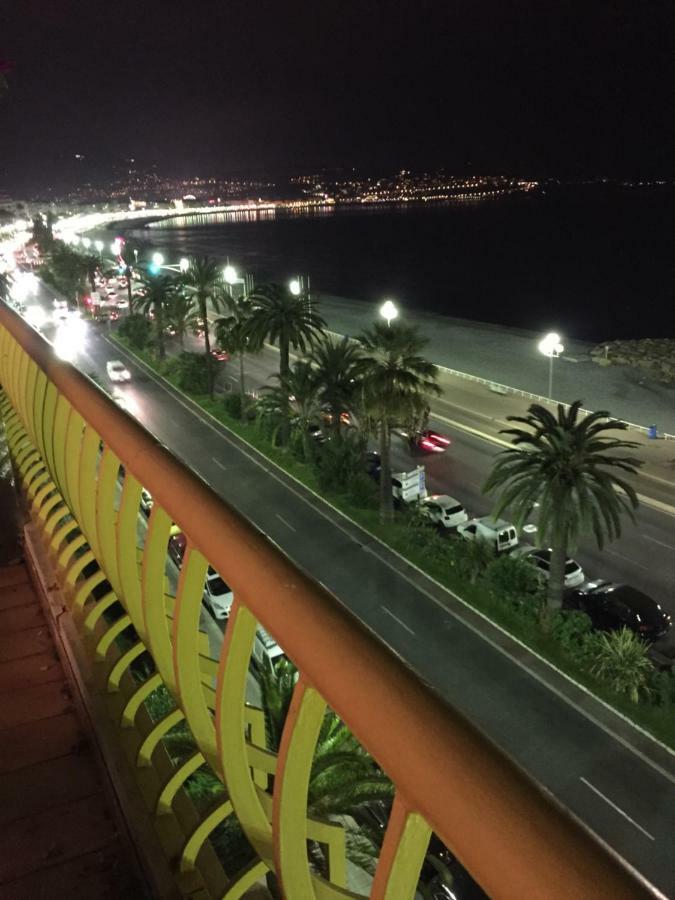 Beachfront Apartment Promenade Des Anglais 니스 외부 사진